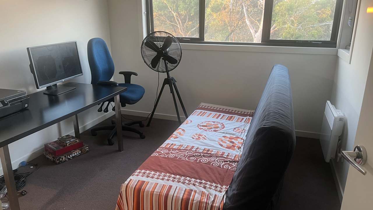 Furnished room with own bathroom