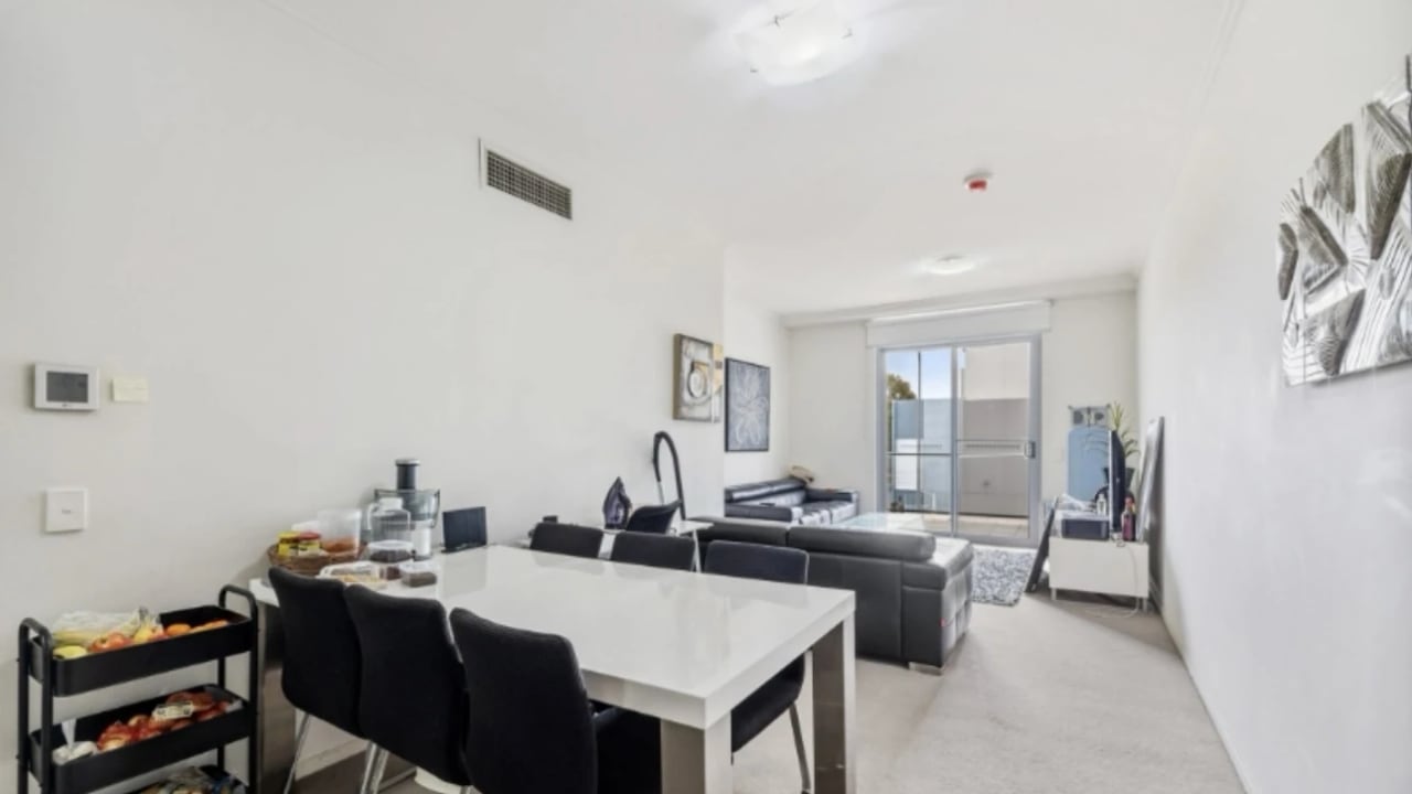 Furnished room with own bathroom