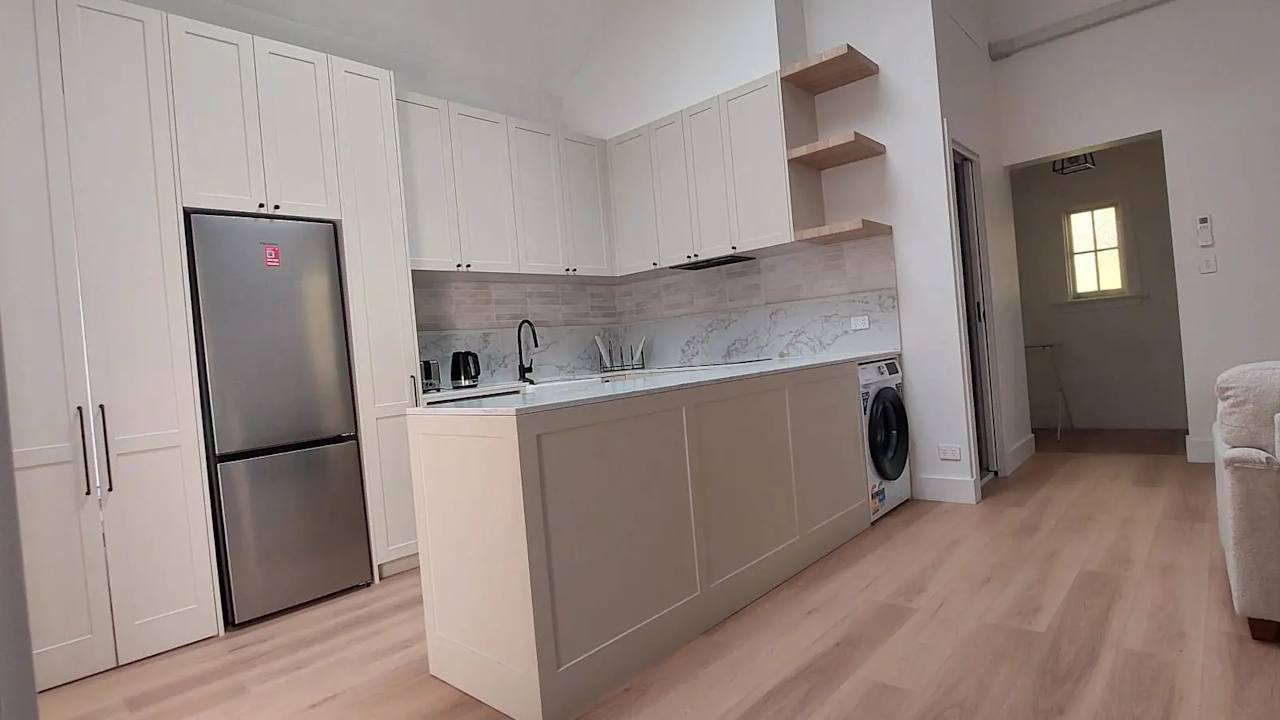 Whole property with 2 rooms for rent