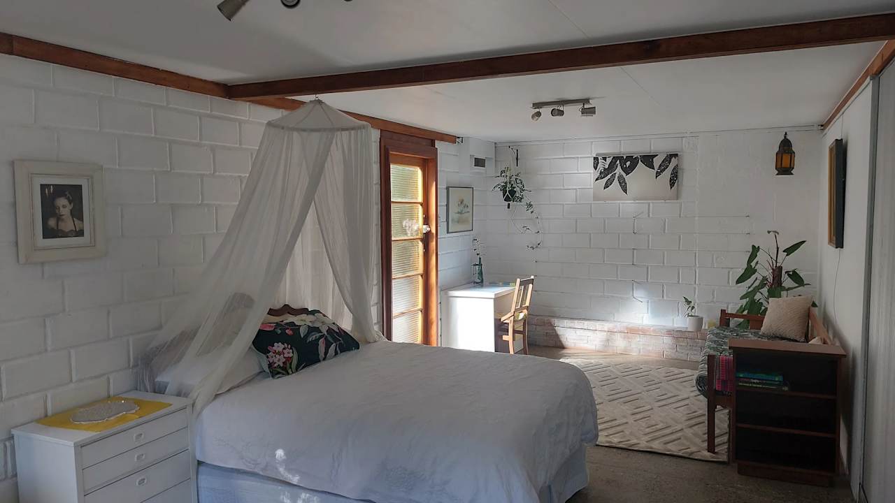 Furnished room with own bathroom