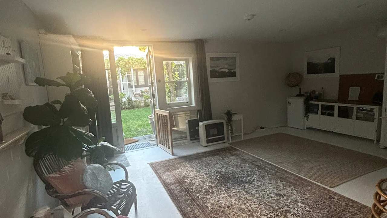 Furnished room granny flat for rent