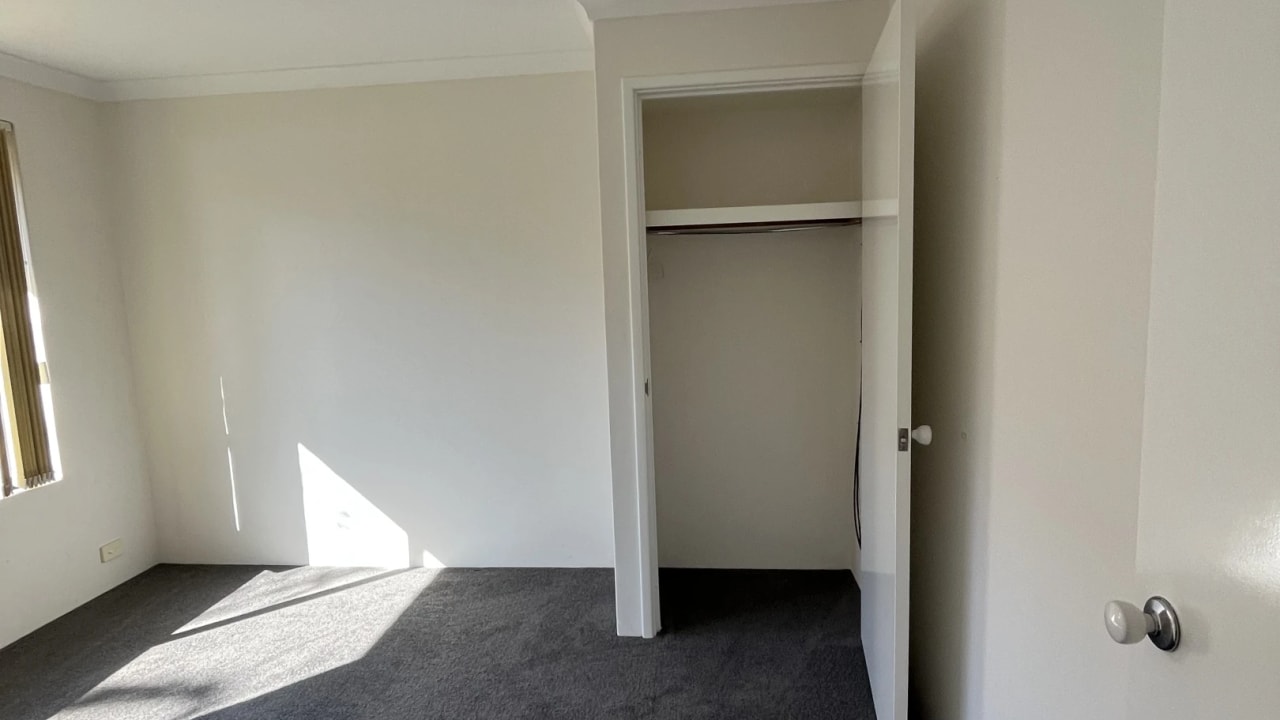Unfurnished room in a share house