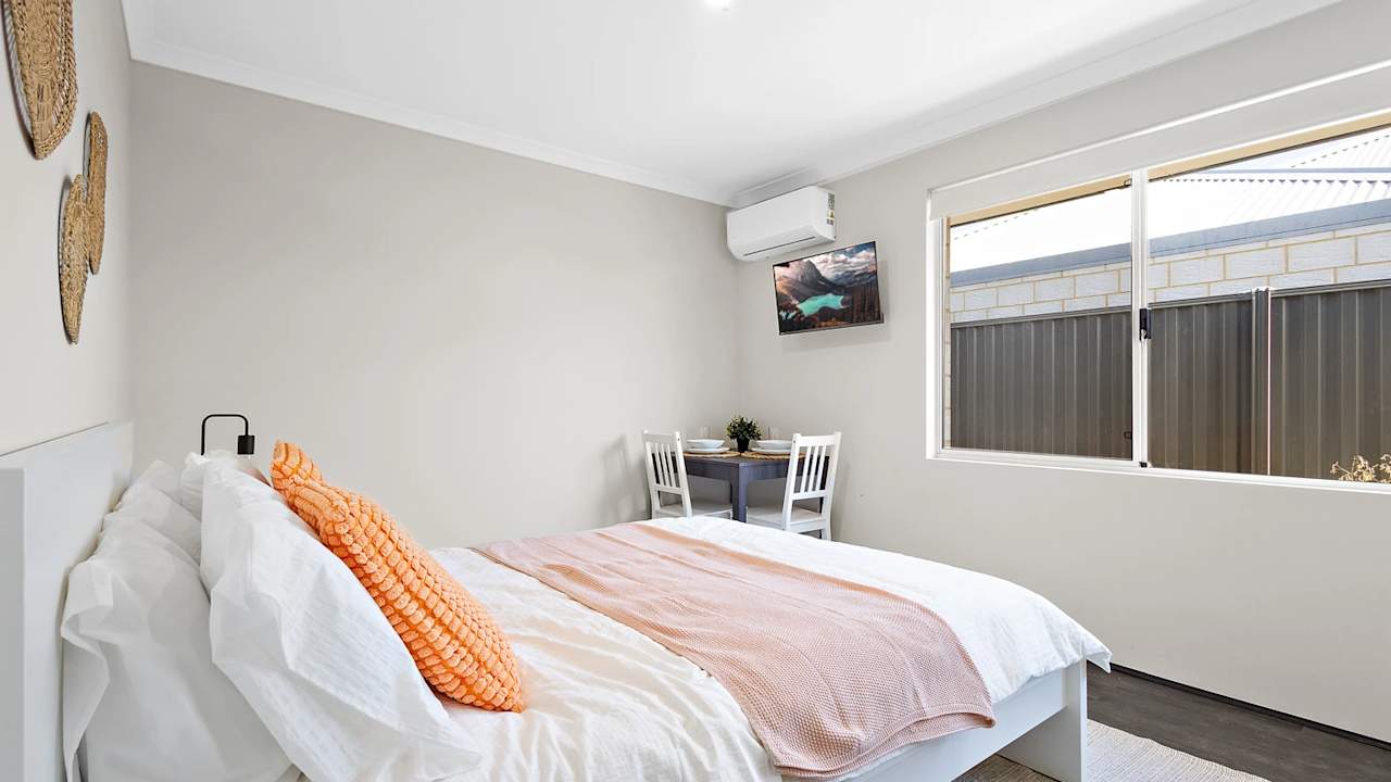 Furnished room with ensuite in a share house