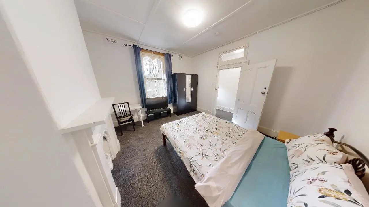 Furnished room in a share house