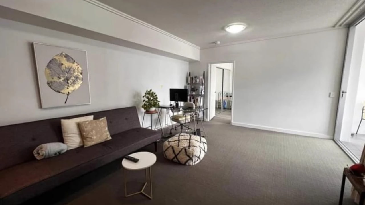 Furnished room with ensuite in a flatshare