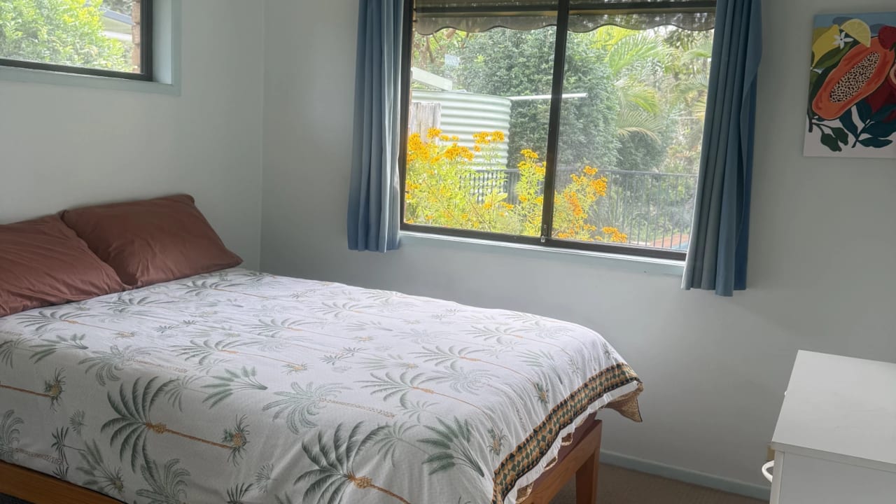 Room in a share house