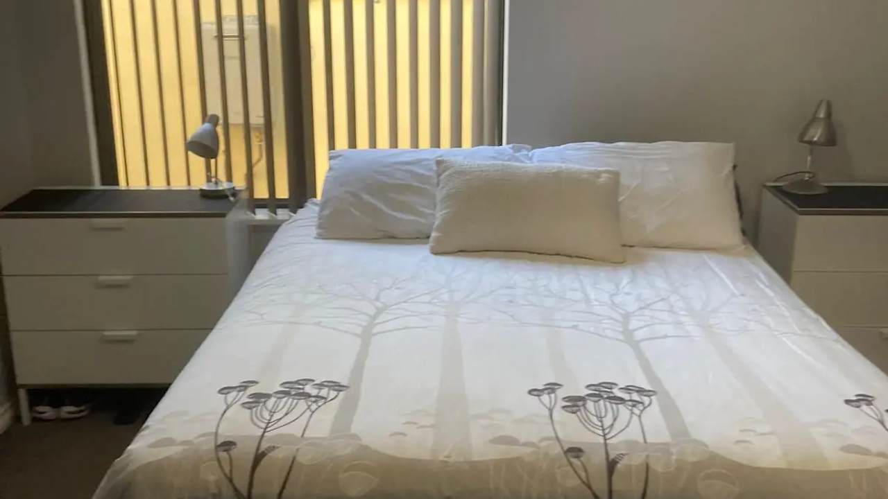 Room with ensuite in a share house