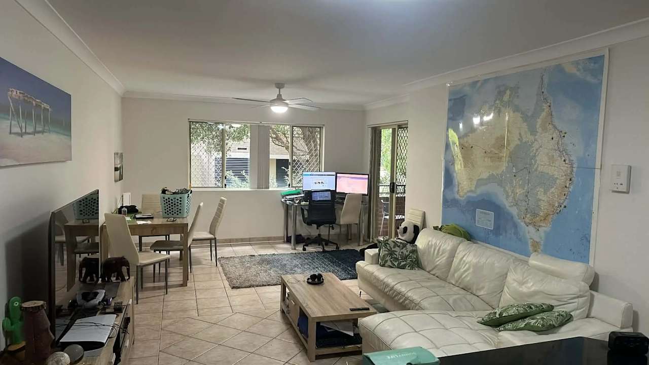 Whole property with 2 rooms for rent