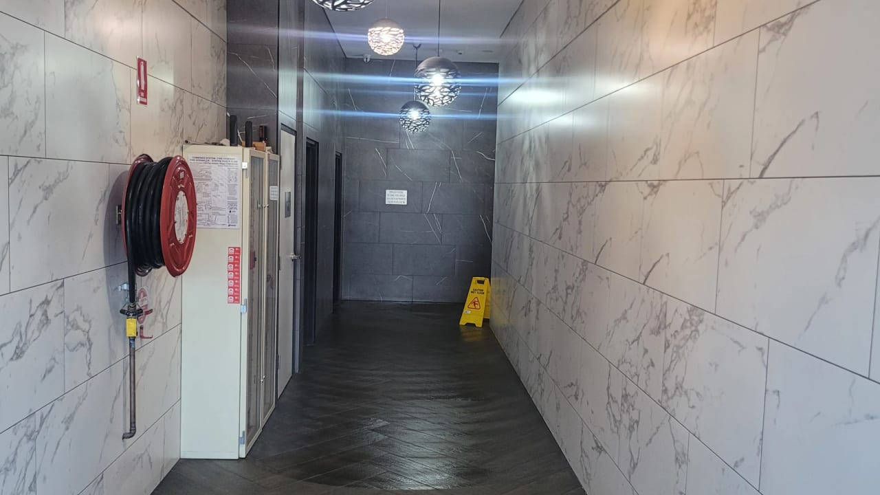 Furnished room with ensuite in a flatshare