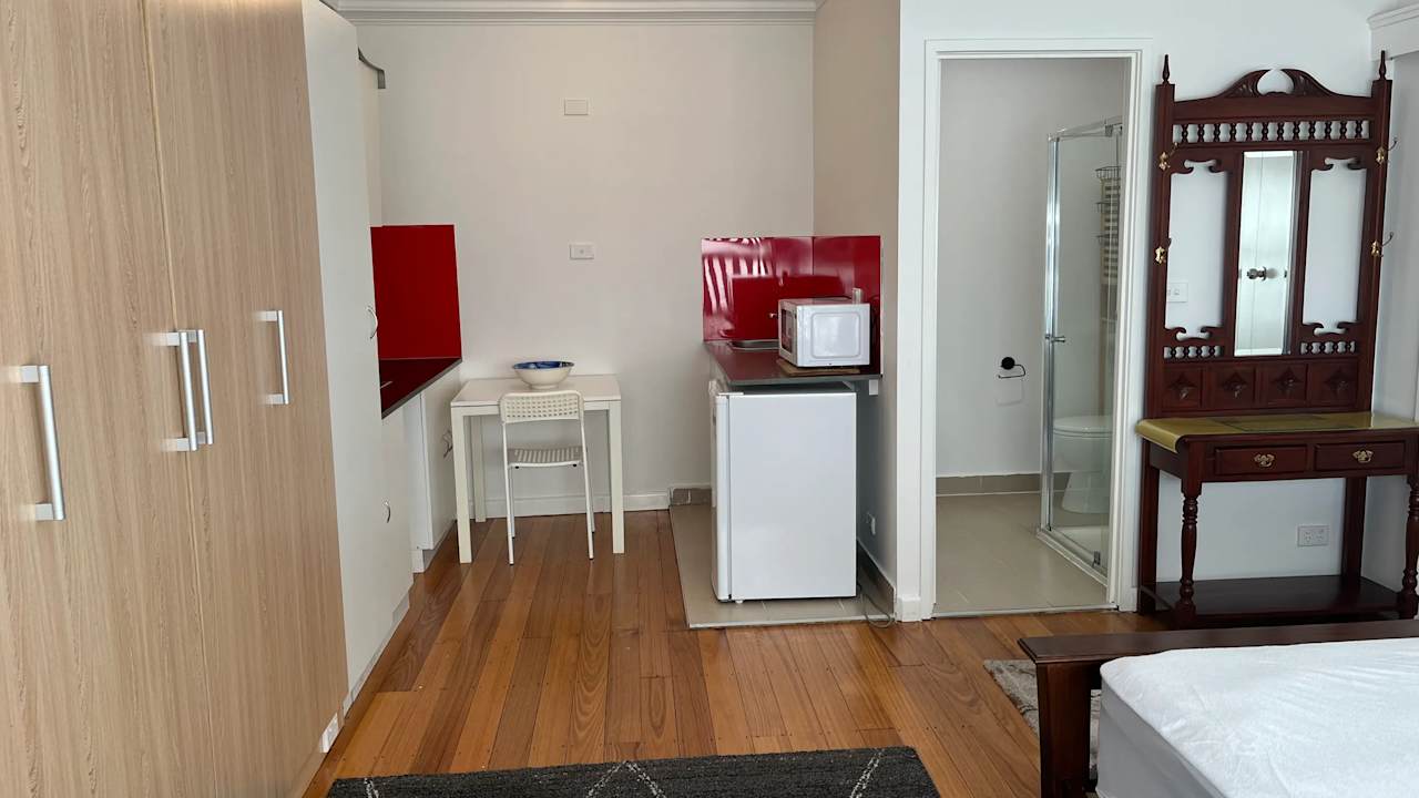 Furnished room studio flat for rent