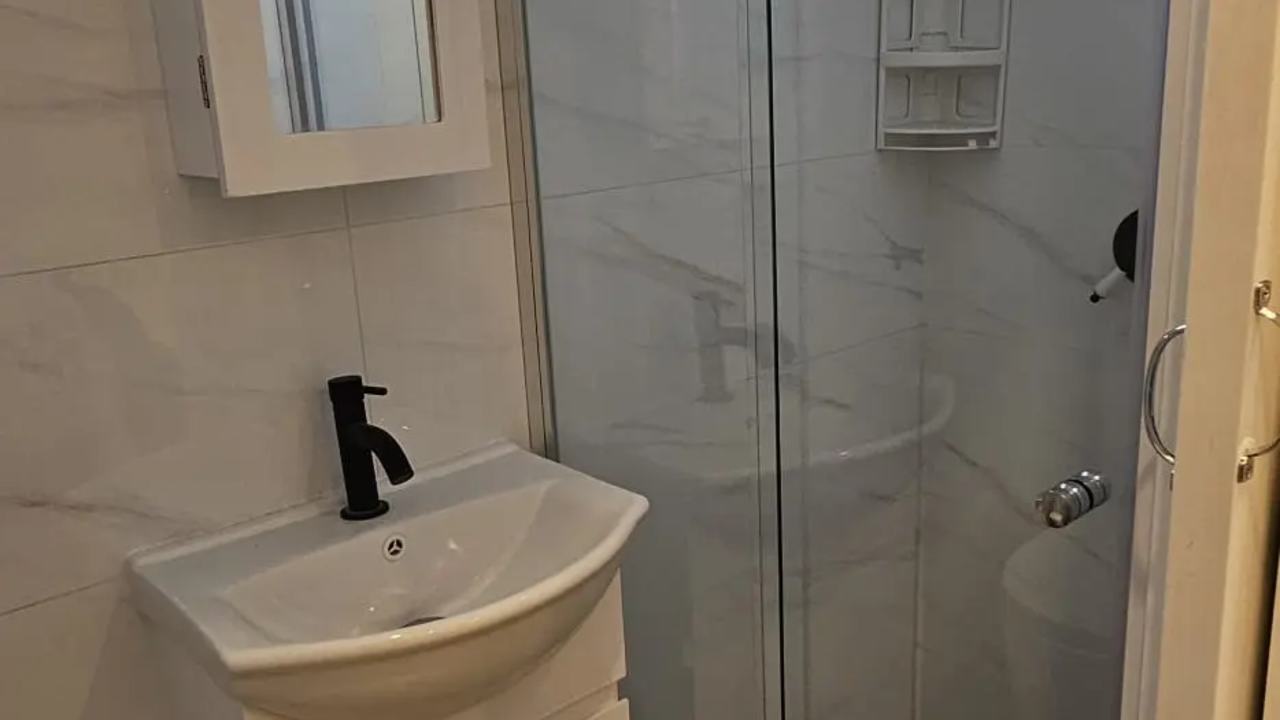 Furnished room with ensuite in a share house