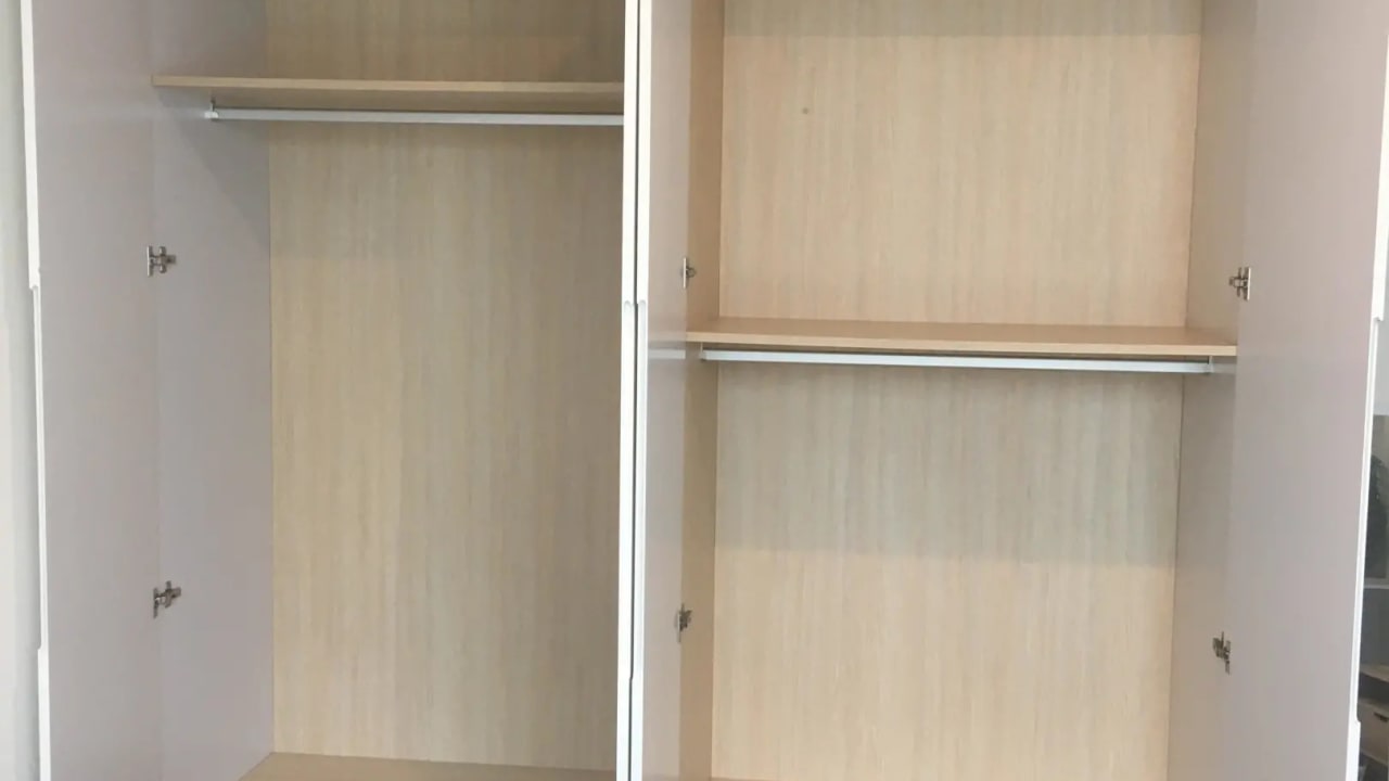 Room in a share house