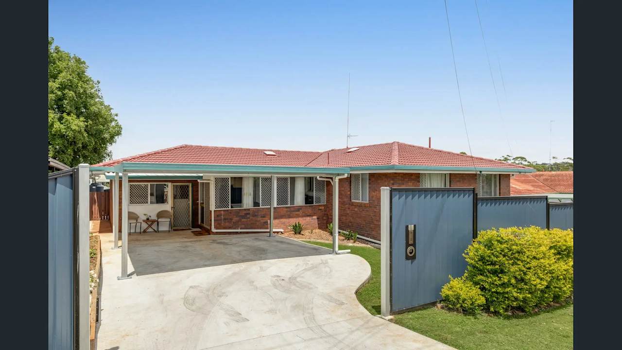 Room in a share house
