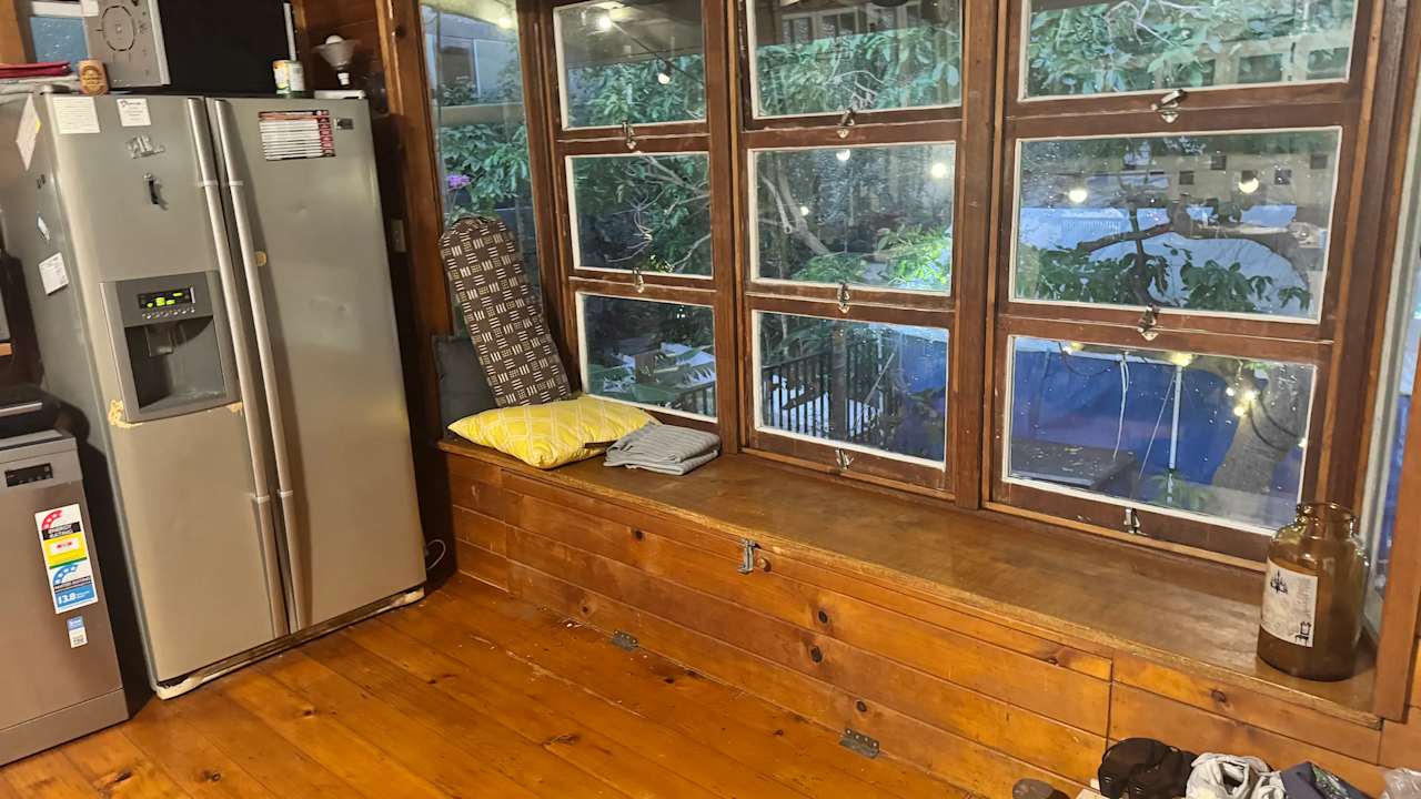 Whole property with 3 rooms for rent