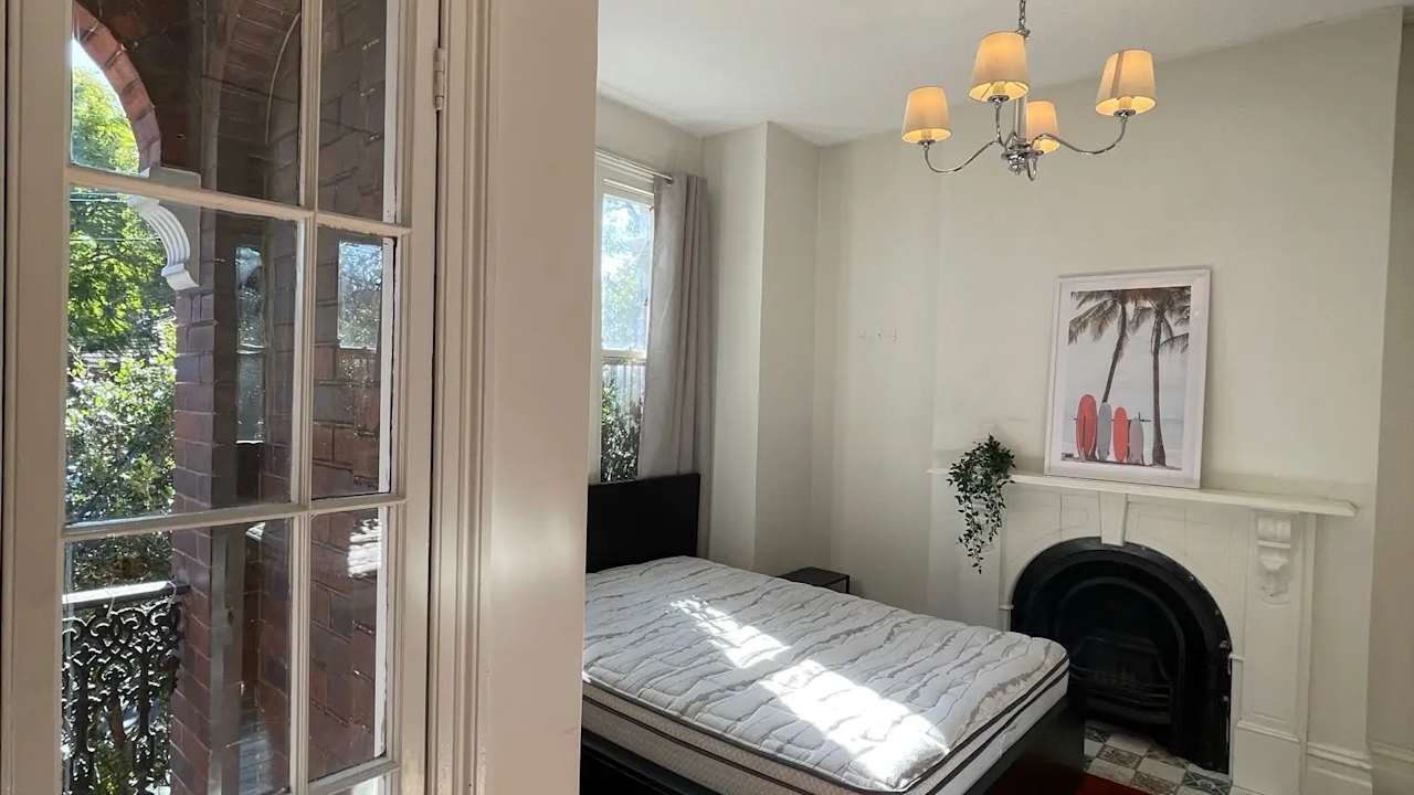 Furnished room in a share house