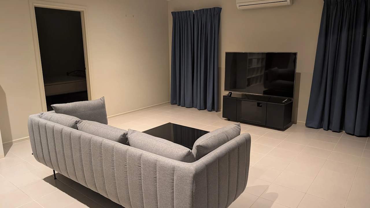 Room in a share house