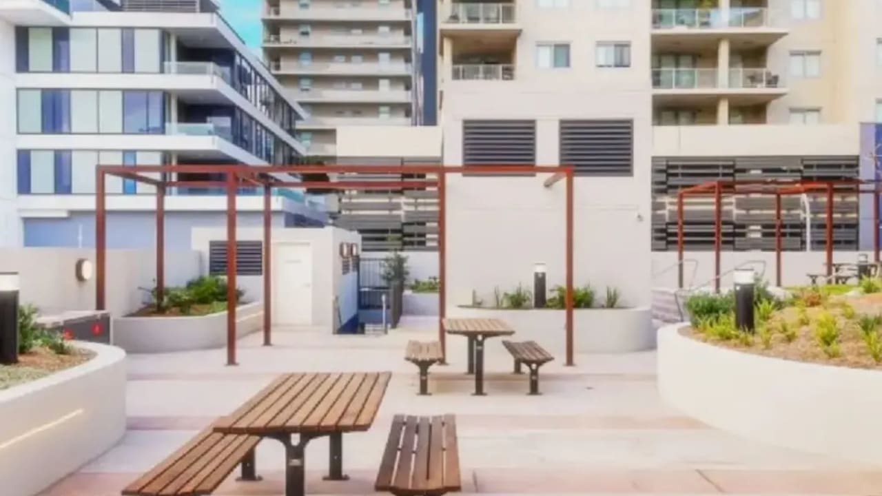 Furnished room with own bathroom