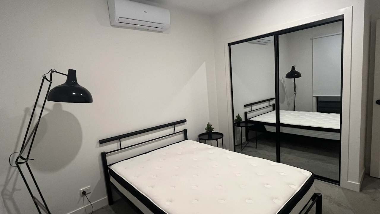 Furnished room with ensuite in a share house