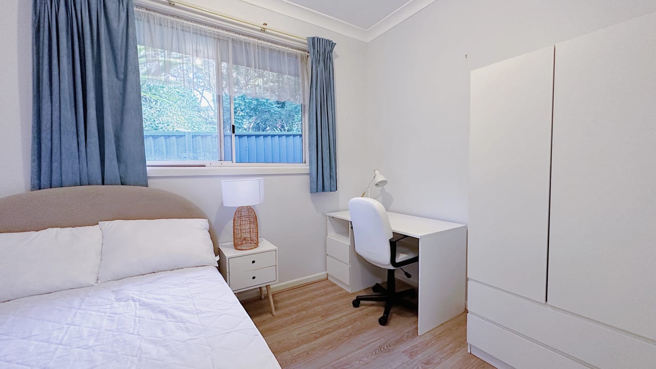 Furnished room in a share house