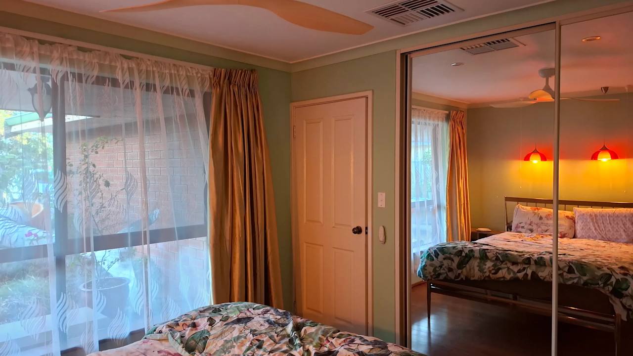 Furnished room in a share house
