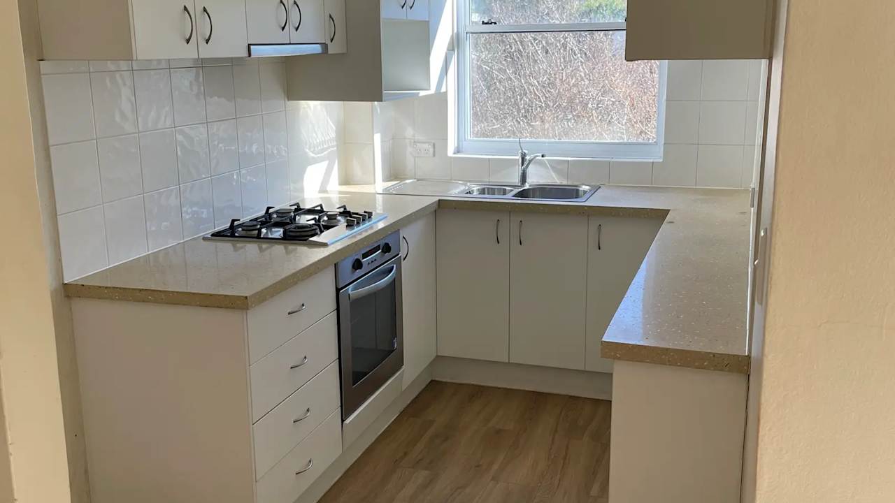 Whole property with 3 rooms for rent