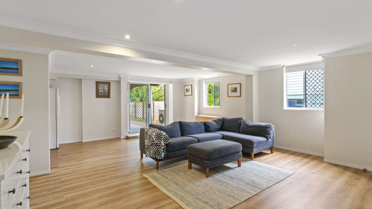 Unfurnished room with own bathroom
