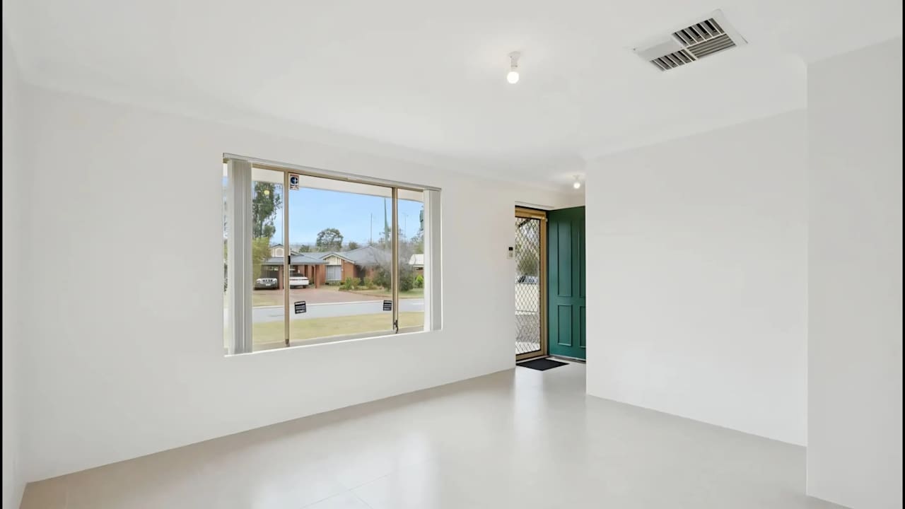 Whole property with 3 rooms for rent