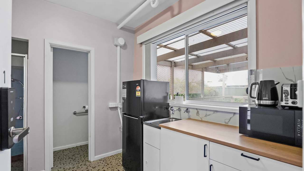 Furnished room with ensuite in a share house