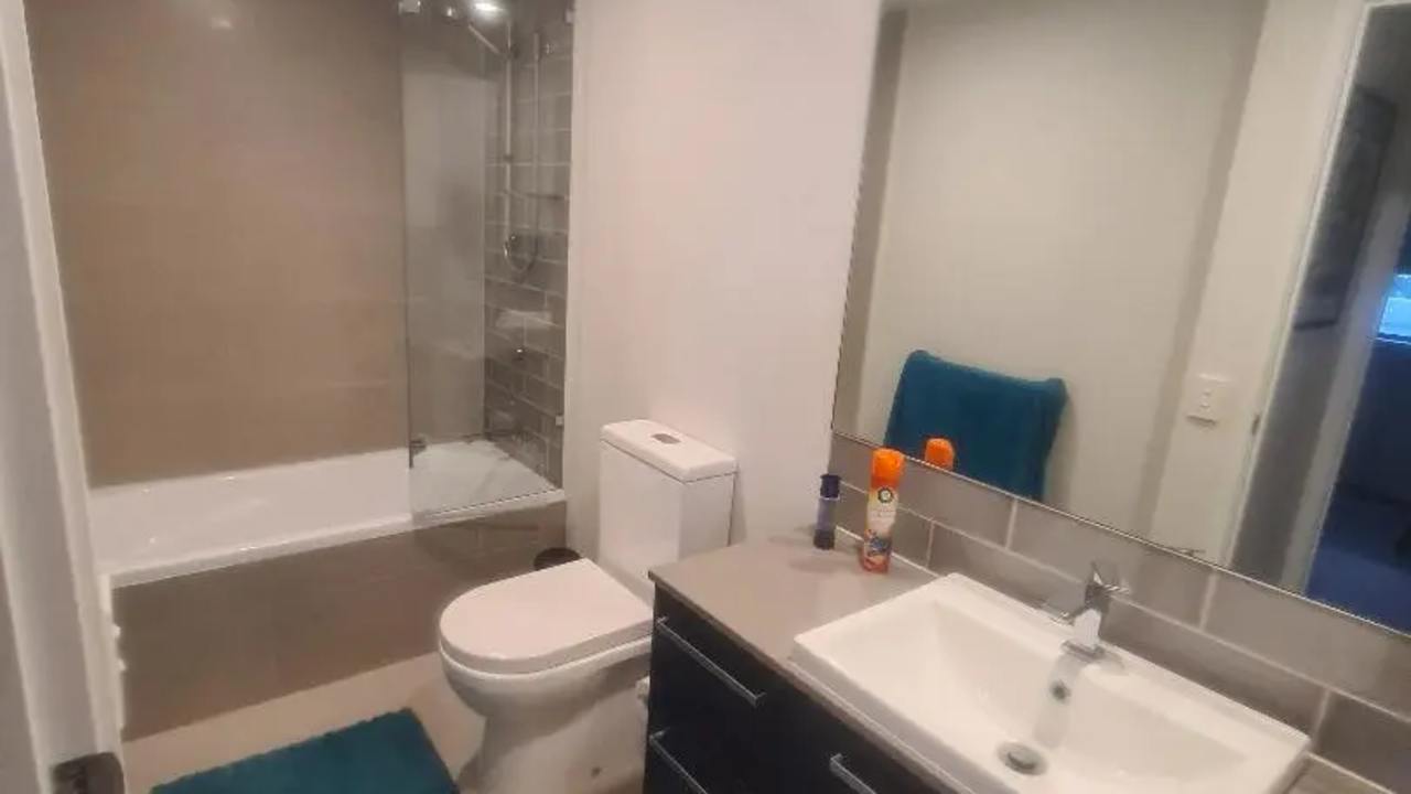 Furnished room with own bathroom