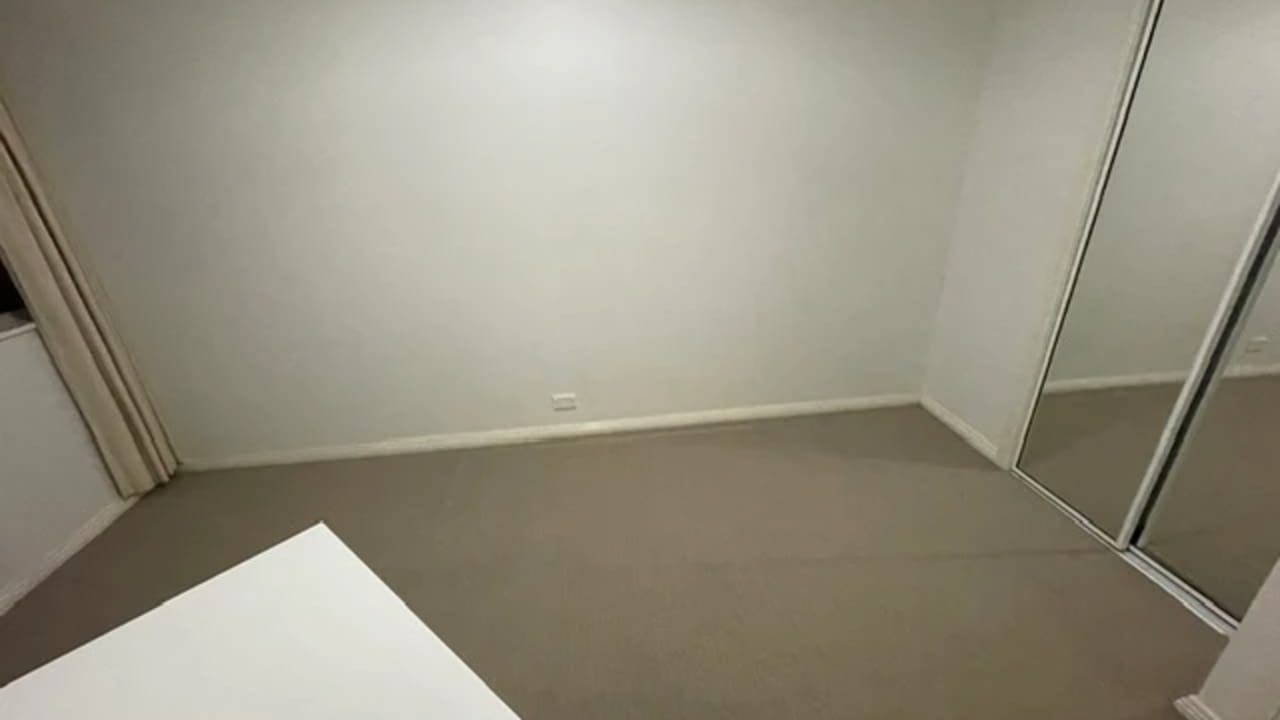 Unfurnished room with own bathroom