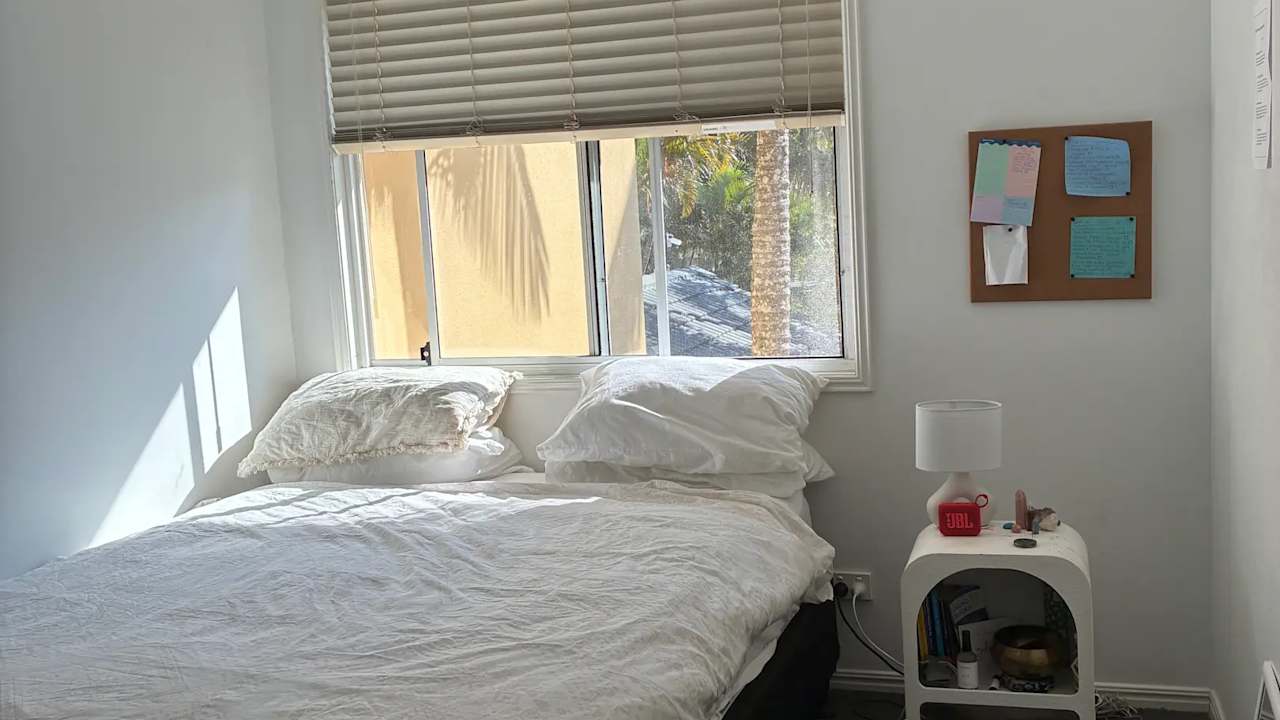 Unfurnished room in a share house