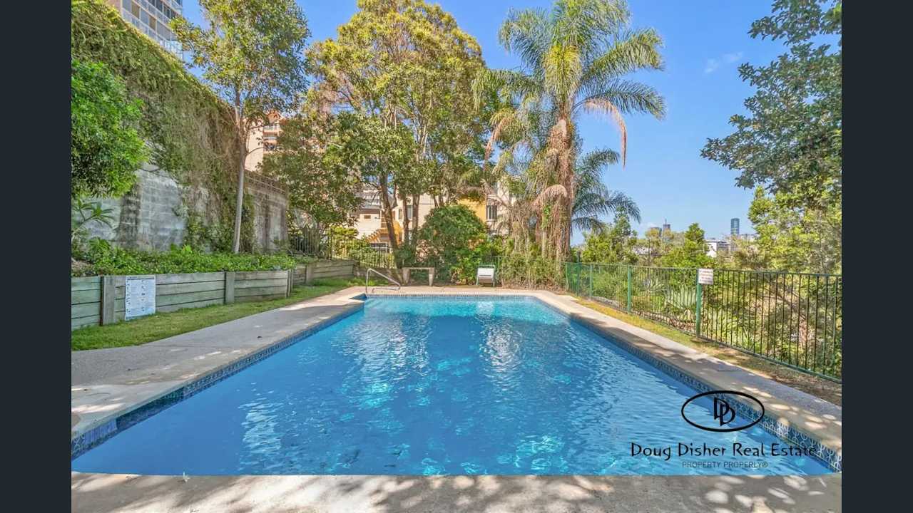 Unfurnished room in a flatshare