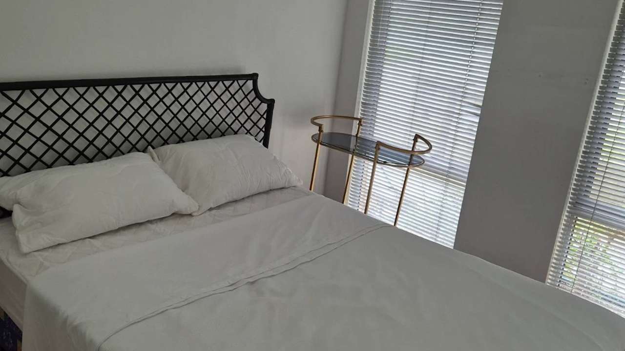 Furnished room with own bathroom