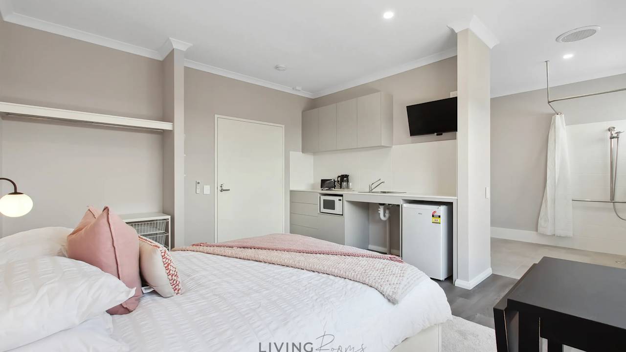 Furnished room with ensuite in a share house