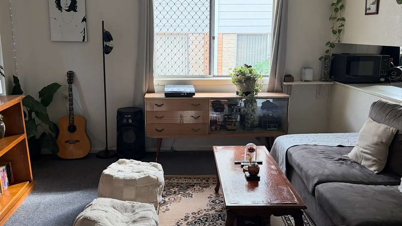 Unfurnished room in a share house