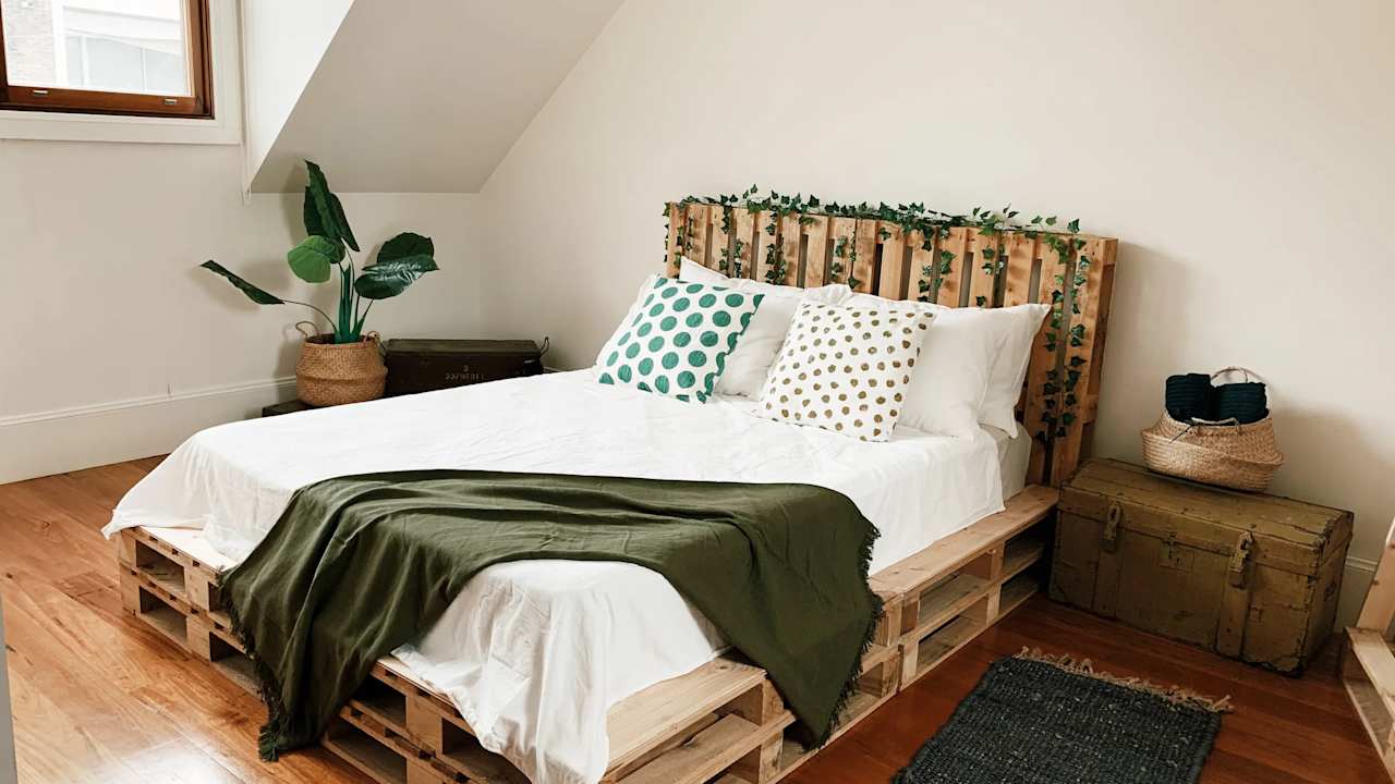 Furnished room in a share house