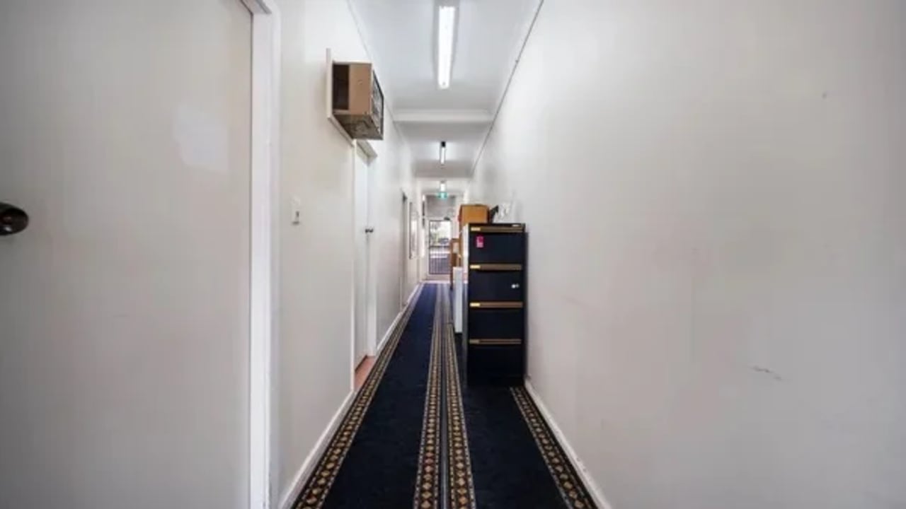 Whole property with 4 rooms for rent