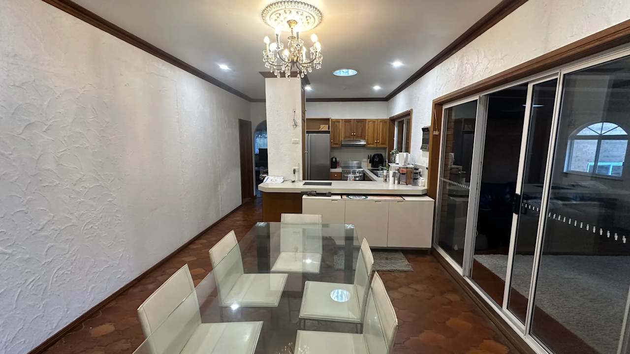 Unfurnished room in a share house