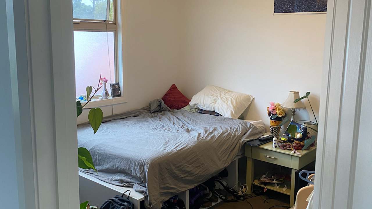 Unfurnished room in a share house