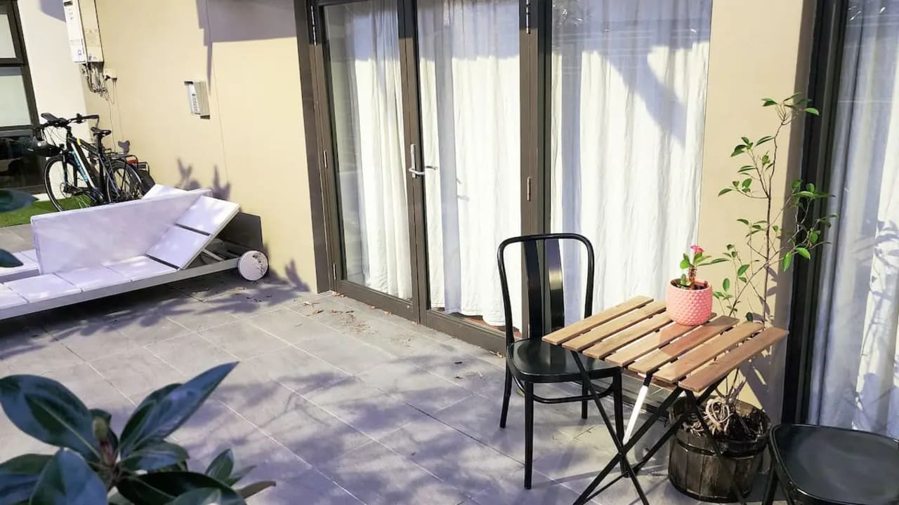 Furnished room in a share house