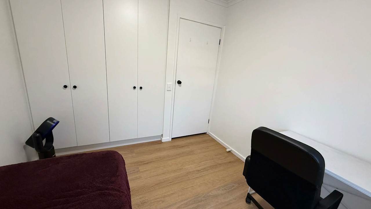 Room in a share house