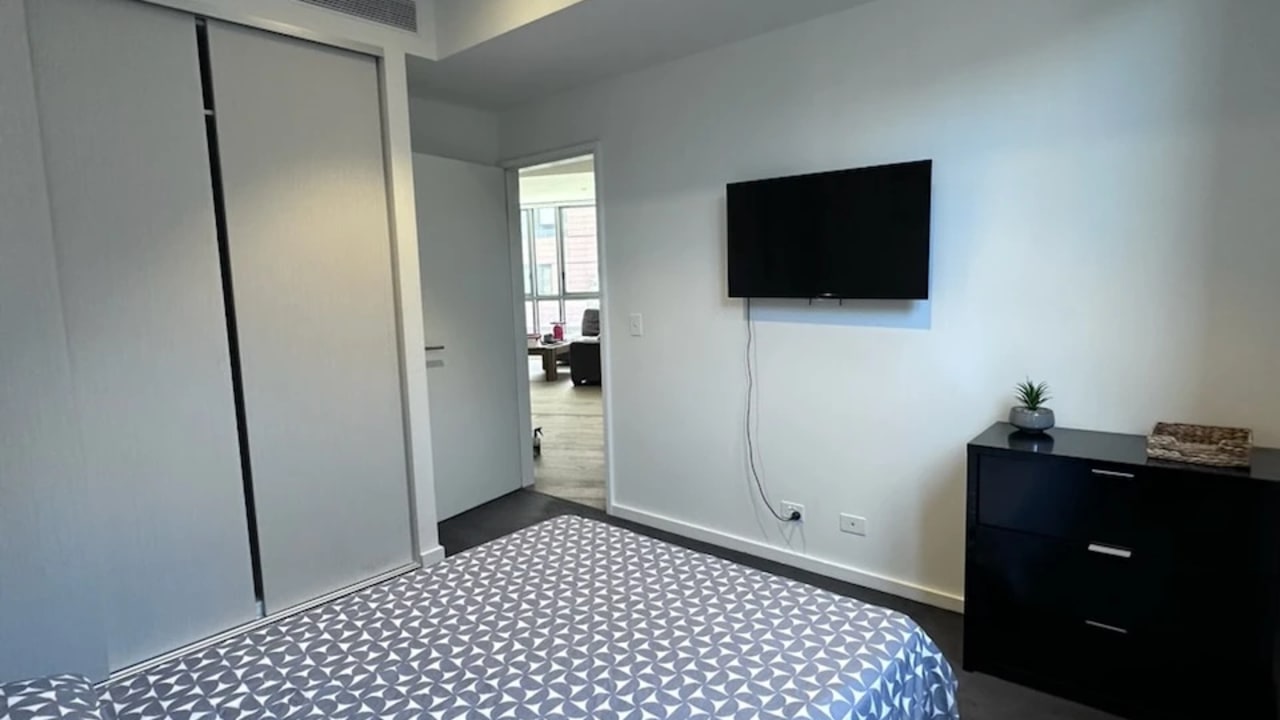 Furnished room in a flatshare