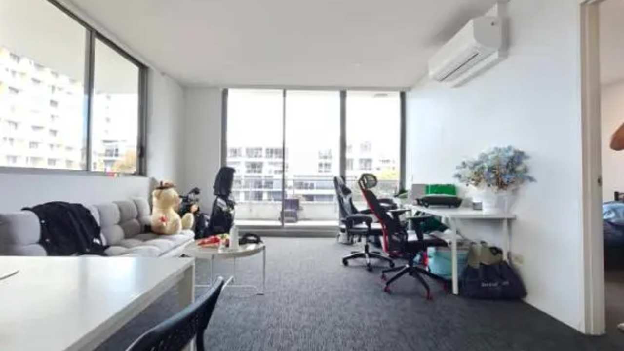 Whole property with 2 rooms for rent
