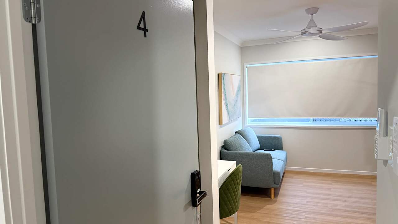 Furnished room with own bathroom