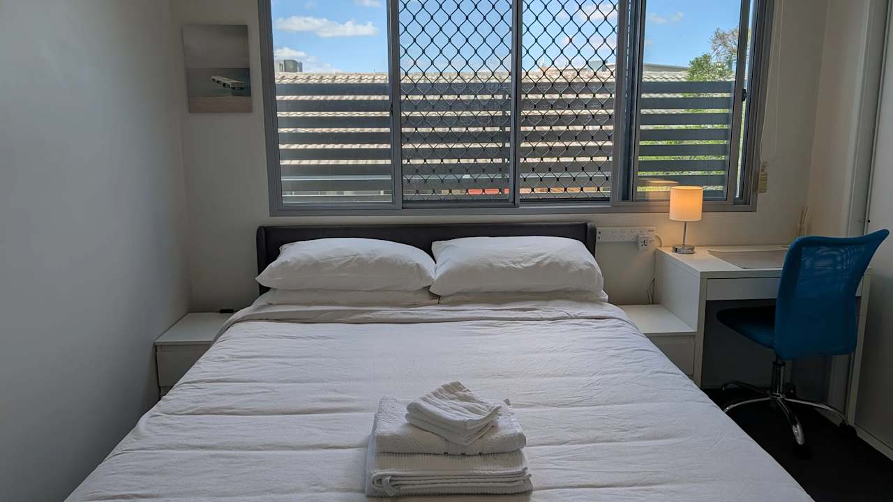 Furnished room studio flat for rent