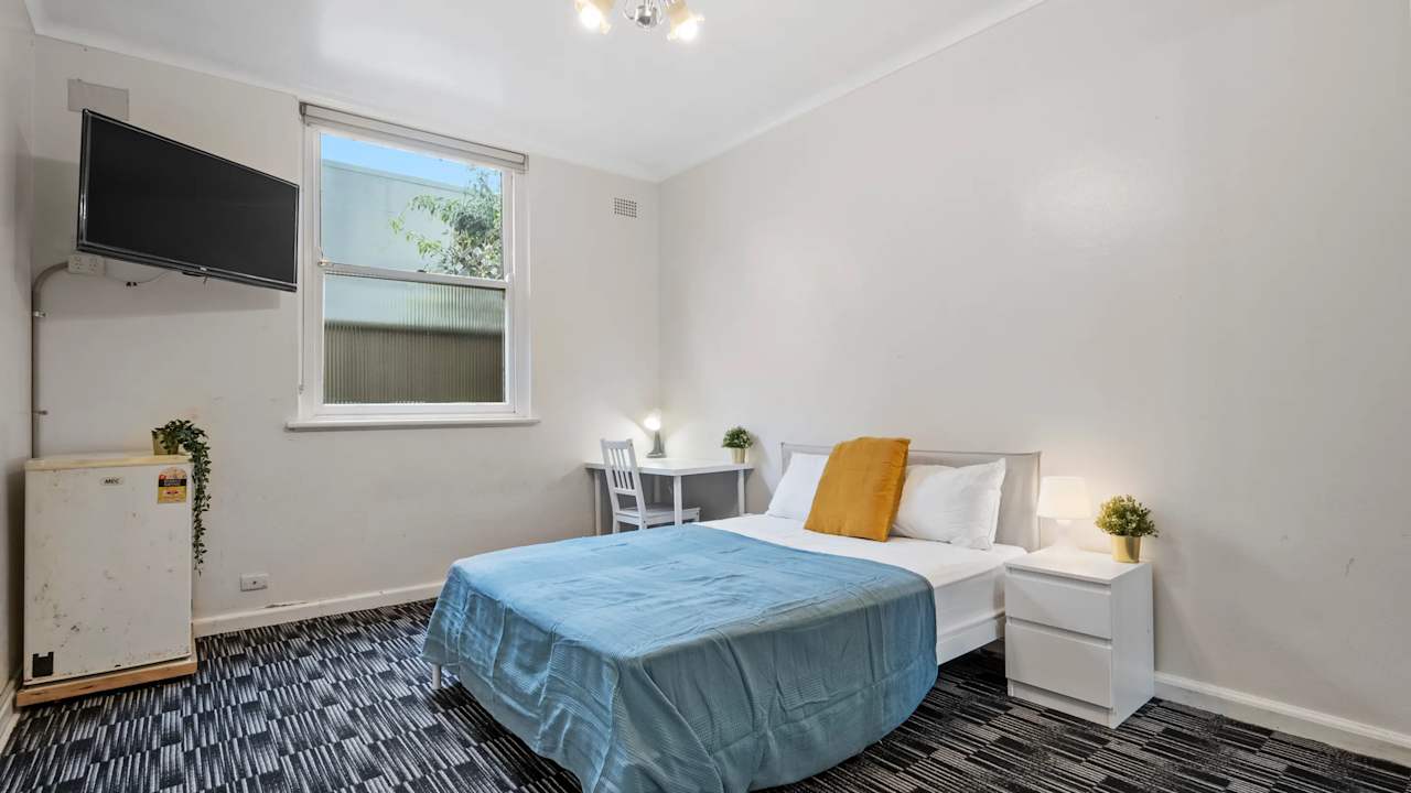 Furnished room with own bathroom