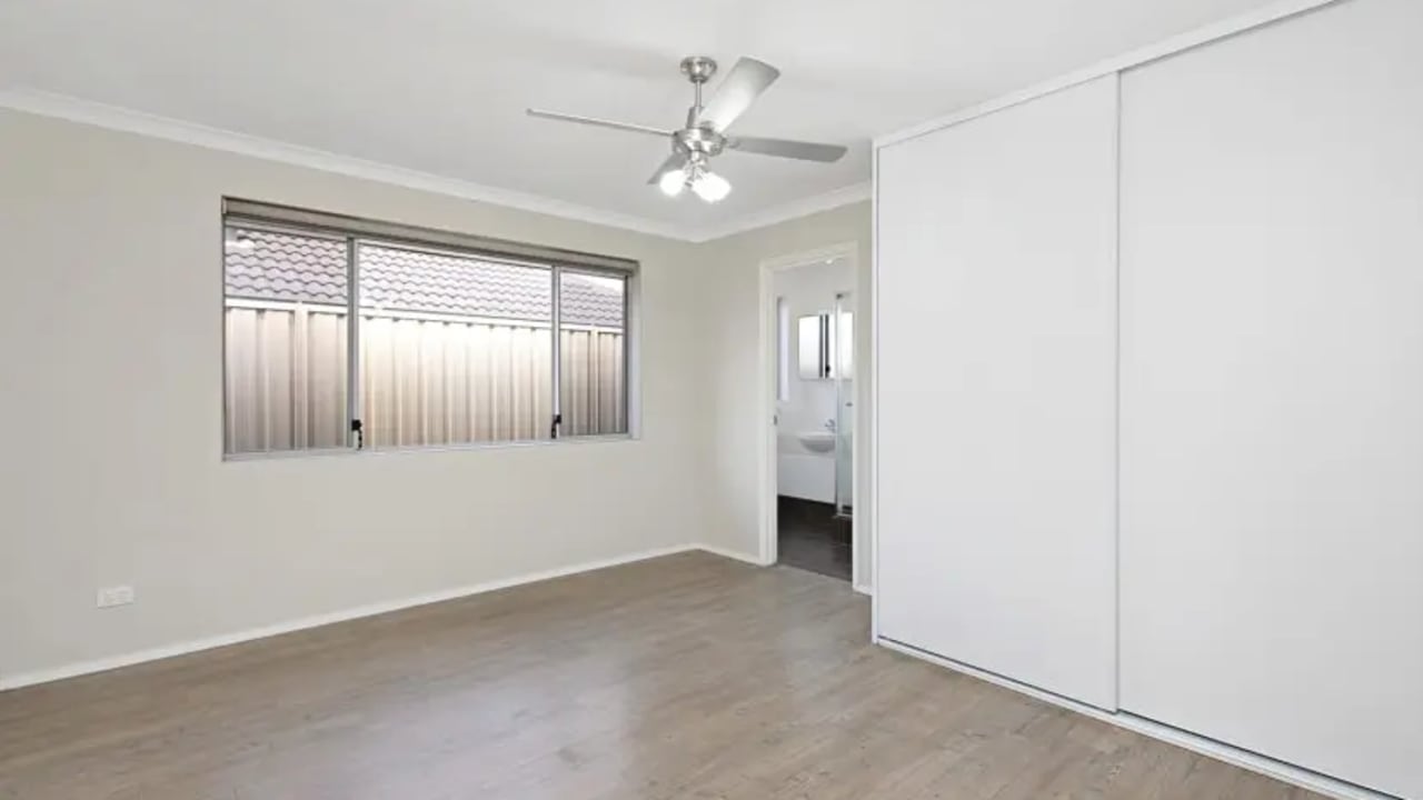 Unfurnished room with own bathroom
