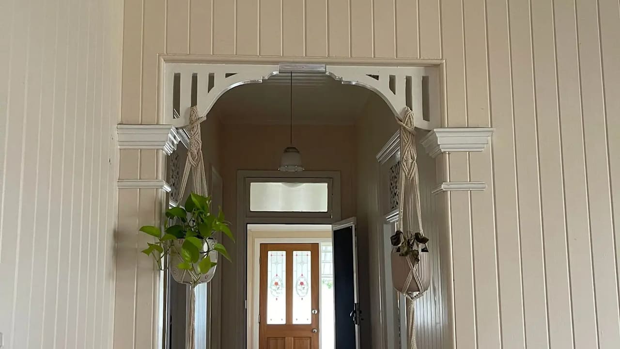 Room in a share house