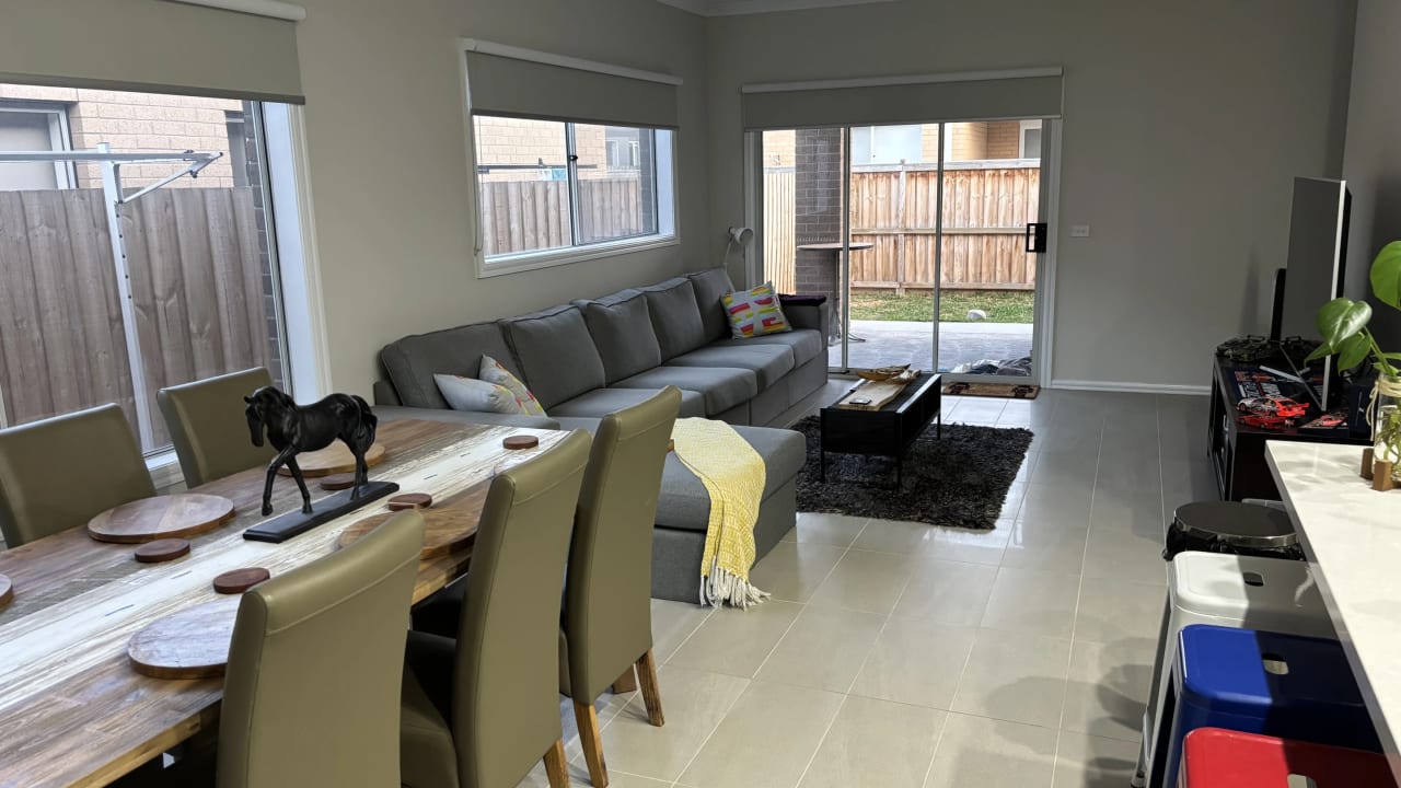 Unfurnished room with own bathroom