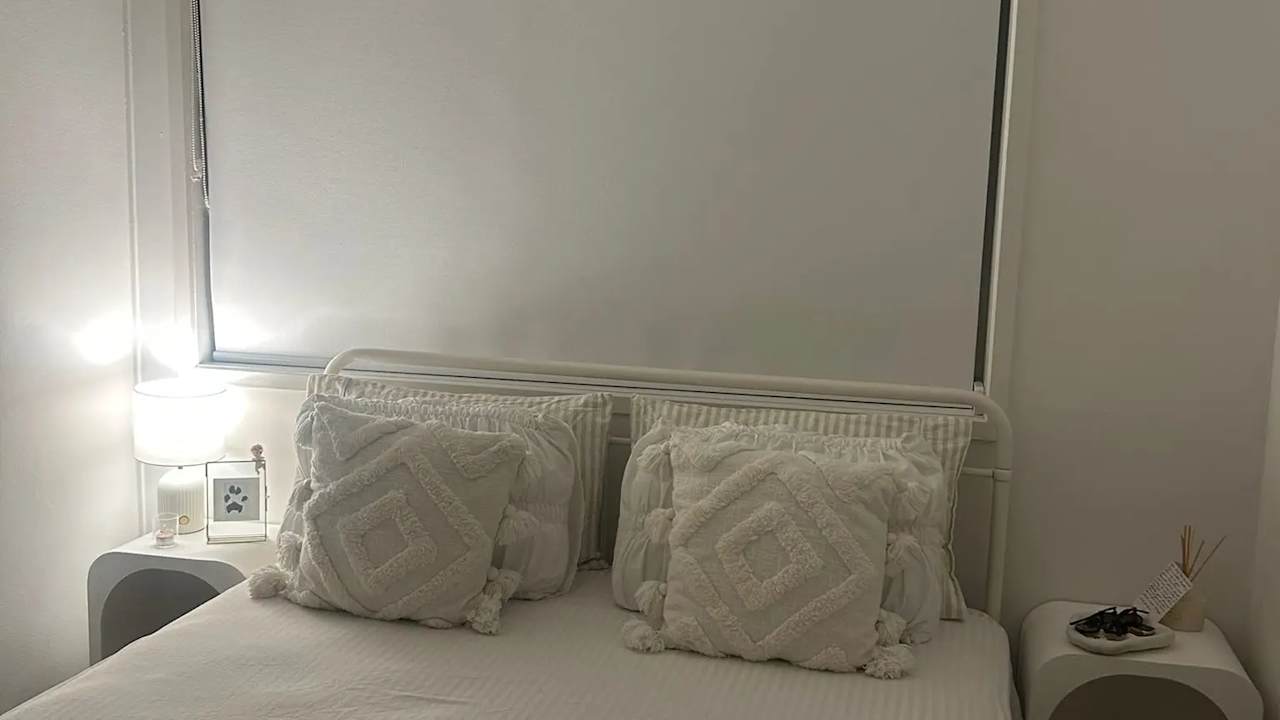 Room in a share house